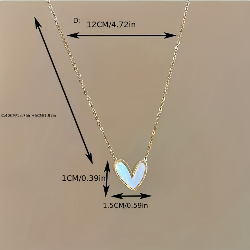 Elegant Golden-Tone Double Heart Necklace for Women – Chic Layered Design with Faux Pearl Accents, Versatile Clavicle Chain for Casual Attire or Parties, Perfect Gift Idea, Charm Necklace