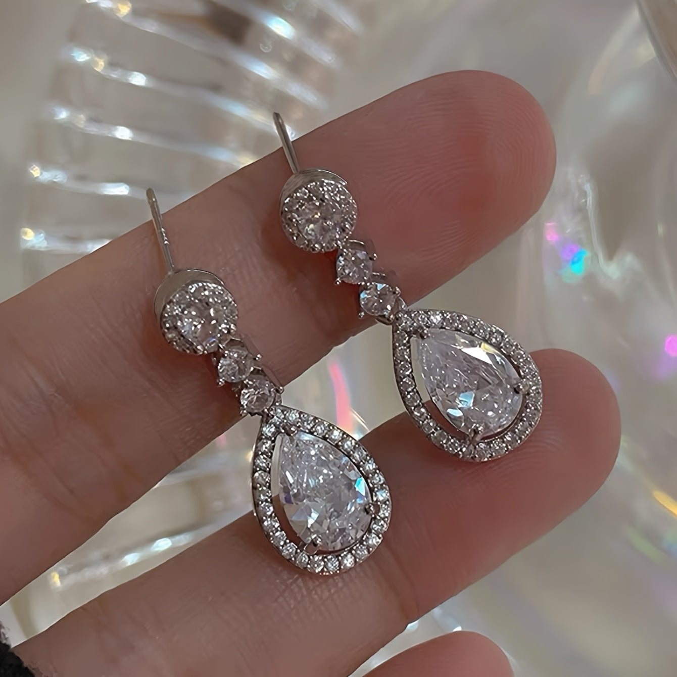 Sweet Fashionable Lightweight French Style Full Rhinestone High-End Minimalist Teardrop
