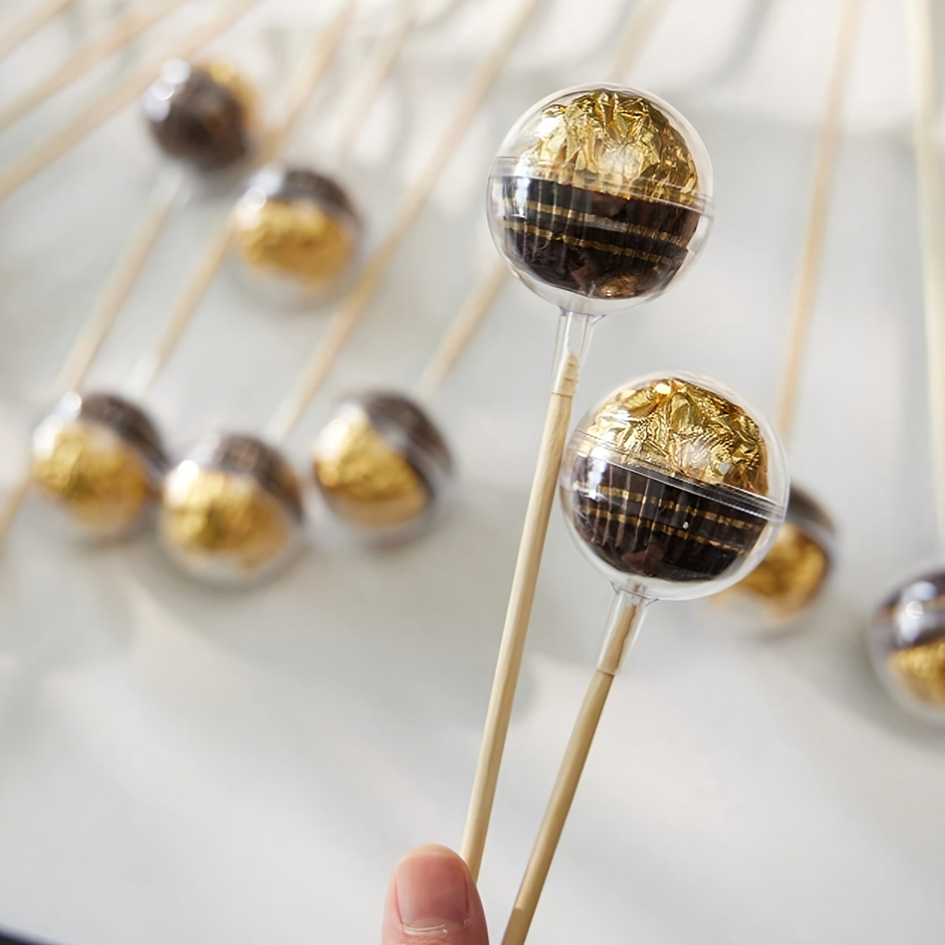 20pcs DIY Candy Chocolate Flower Stand Set, Ferrero Packaging with 10 Transparent Balls and 10 Bamboo Sticks, Suitable for Wedding Graduation Mother's Day Anniversary Party Valentine's Christmas Birthday Bouquet Material Pack