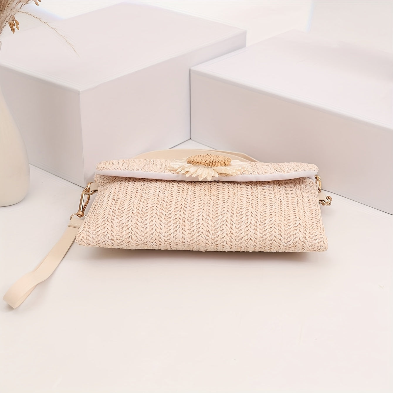 Elegant Women'S Crossbody Bag with Adjustable Strap, Sunflower Embellishment, and Snap Closure