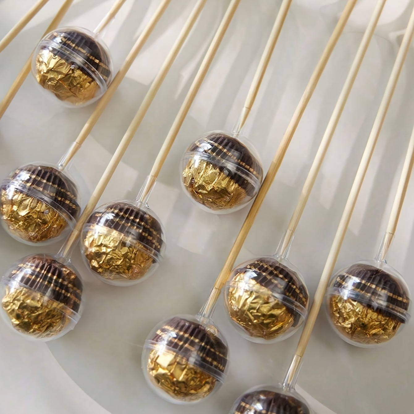 20pcs DIY Candy Chocolate Flower Stand Set, Ferrero Packaging with 10 Transparent Balls and 10 Bamboo Sticks, Suitable for Wedding Graduation Mother's Day Anniversary Party Valentine's Christmas Birthday Bouquet Material Pack