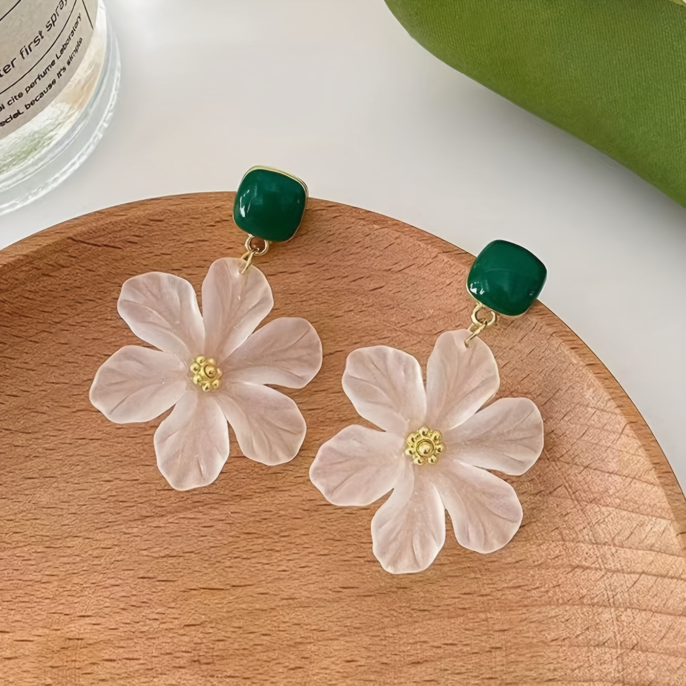 Chic Floral Dangle Earrings - Perfect for Beach Vacations & Casual Wear, Spring Collection