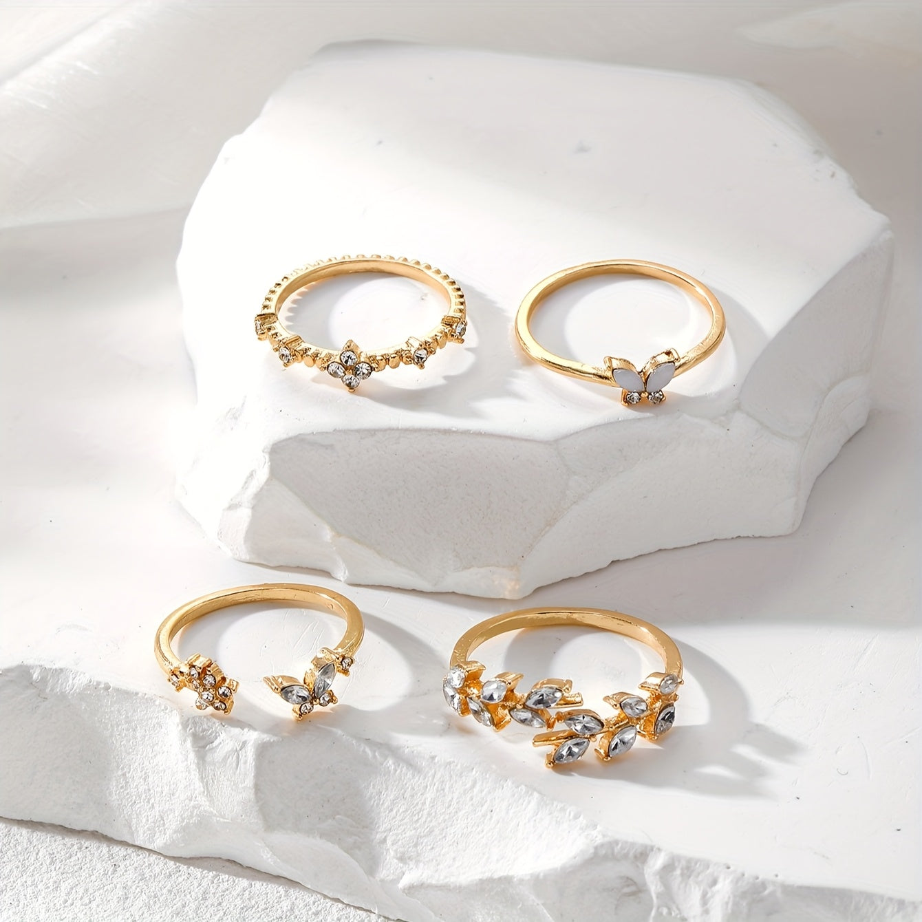 Elegant and Exquisite Y2K Style Sparkling Rhinestone Leaves Flowers Butterflies rings