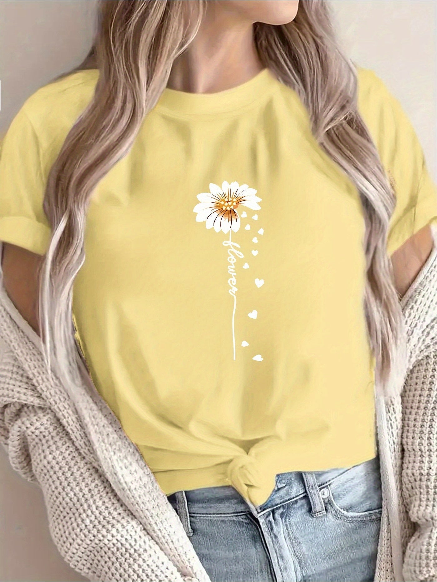 Women'S Floral Print T-Shirt - Casual & Vacation Style, Short Sleeve Crew Neck, Spring/Summer Collection, Machine Washable, Slim Fit with Vibrant Flower Design, Lightweight Polyester Blend, Perfect for Casual Attire, Casual S