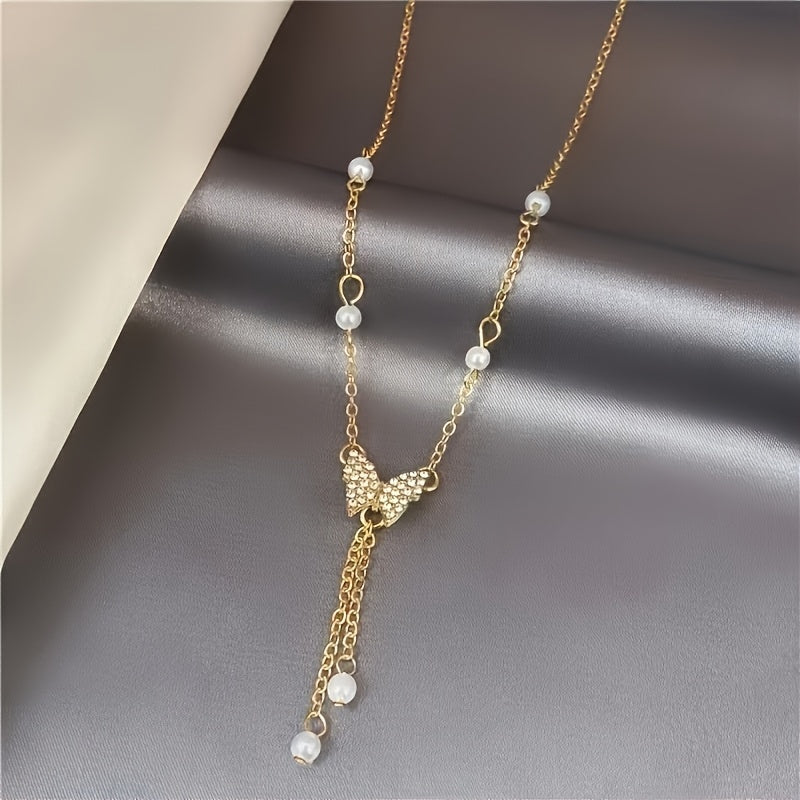 Butterfly Faux Imitation Pearl & Rhinestone Necklace - Adjustable Golden-Tone Chain, Elegant French-Inspired Jewelry for Women, Versatile Daily Wear, Travel Jewelry & Valentine's Day Gift, Everyday Accessory, Rhinestone Embel