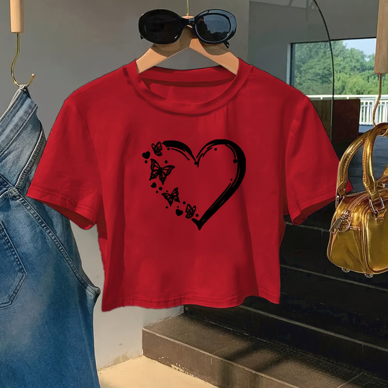 Women'S Red Heart & Butterfly Print Crop Top T-Shirt - Casual Round Neck Short Sleeve, Lightweight Polyester, Machine Washable, Spring/Summer Fashion Essential, Versatile Streetwear, Butterfly Shirt