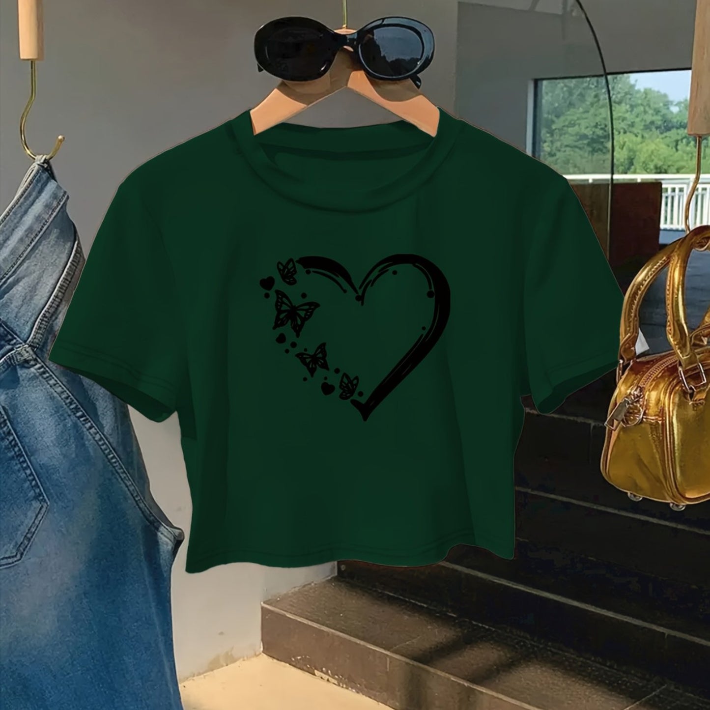 Women'S Red Heart & Butterfly Print Crop Top T-Shirt - Casual Round Neck Short Sleeve, Lightweight Polyester, Machine Washable, Spring/Summer Fashion Essential, Versatile Streetwear, Butterfly Shirt