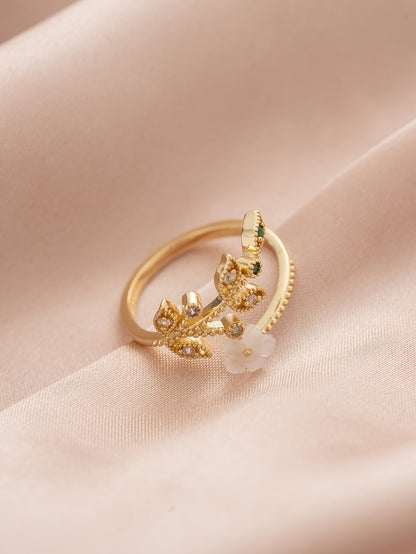 Elegant Vintage Style Copper Ring with Synthetic Zirconia Flower and Leaf Design