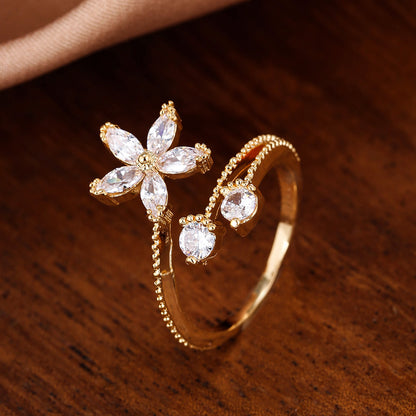 Floral-Shaped Ring Inlaid with AAA Zirconia Stones