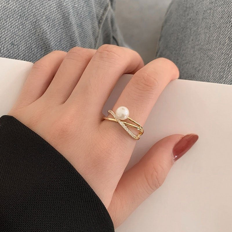 A Delicate Freshwater Pearl Ring With A Japanese And Korean Style