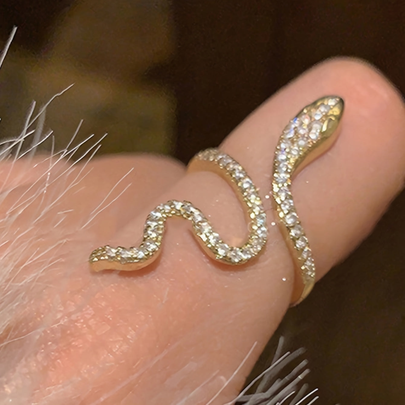 Elegant Snake-Shaped Alloy Ring