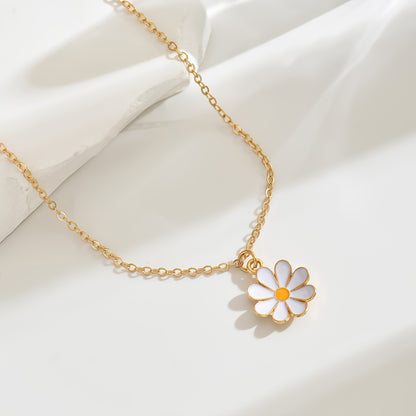 1pc Elegant Minimalist Golden-Plated White Enamel Daisy Pendant Necklace with Delicate Chain - Everyday & Music Festival Jewelry for Women, Year-Round Versatile Accessory, Necklace Pendant, Festival Fashion, Chic Appearance,