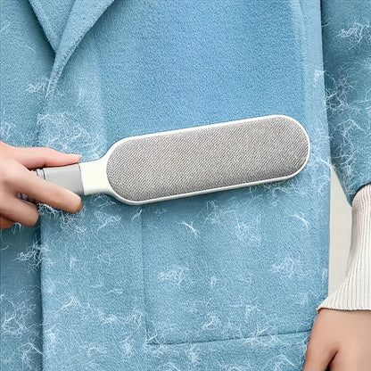 A Double-Sided Manual Dust Brush, a Reusable Pet Hair Remover Suitable for Clothes, Bedding, Sofas, Furniture, Carpets, And an Anti-Static Tool with a Plastic Handle, Requires No Electricity, Designed for Shedding And Groomin