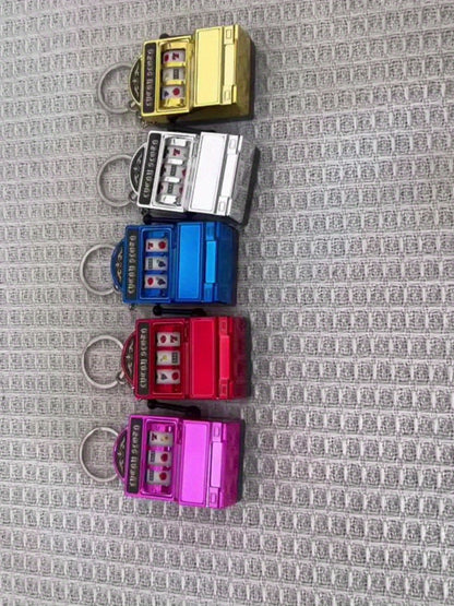Funky Style Slot Machine Keychain, Novelty Plastic Mobile Phone Pendant, Creative Bag Charm, Unique Accessory for Gaming Enthusiasts