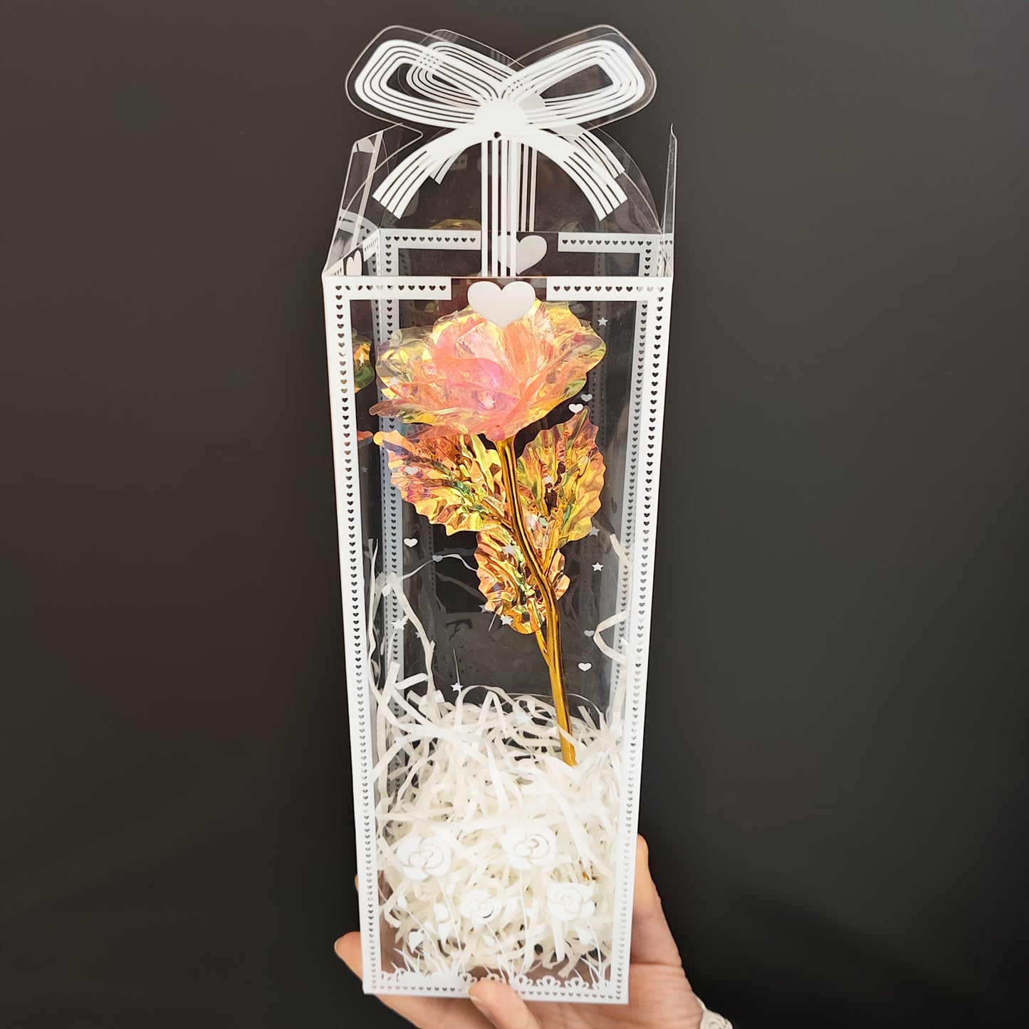The finished product is packed with a gift box, and the simulated Golden foil artificial rose is suitable for Father's Day, Mother's Day, Graduation, May Day, Octa Boster, and creative gifts for relatives, friends, girlfriend