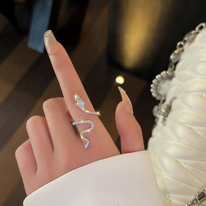 Elegant Snake-Shaped Alloy Ring
