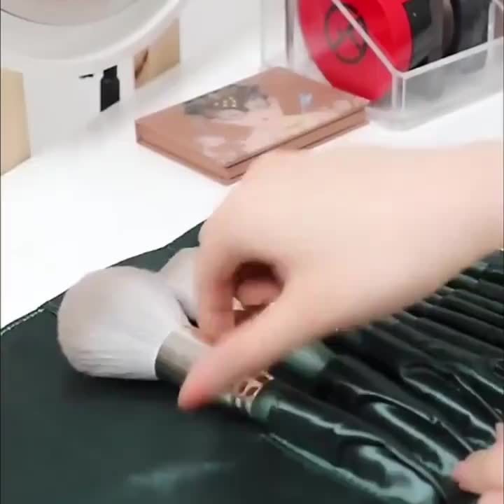 14 green cloud makeup brush set soft bristle loose plastered concealer brush full set of student affordable high quality portable brushes, Makeup Brushes Set, Makeup Brushes Set with Case, Makeup Brushes Set Professional, Mak