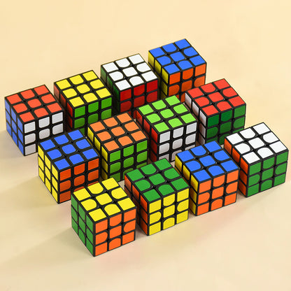 5pcs/Set Creative Mini Puzzle Cube Keychain 3X3Cm New Backpack And Key Pendant Promotional Gift Bag Accessories Wedding Birthday Party Guest Favorites Fashion Jewelry Decoration Gift, Halloween, Christmas