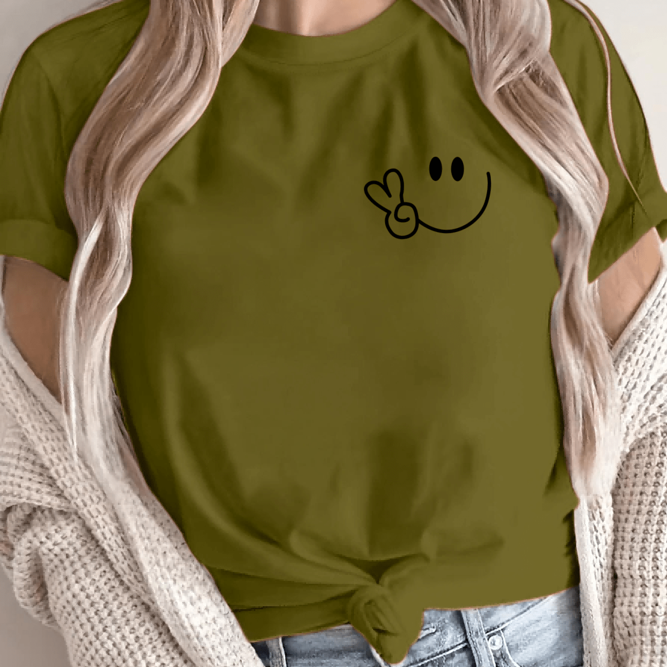 Women'S Casual Crew Neck T-Shirt with Smile Face Graphic, Short Sleeve, Regular Length, Letter Print Design, Soft Fabric, Perfect for Spring and Fall