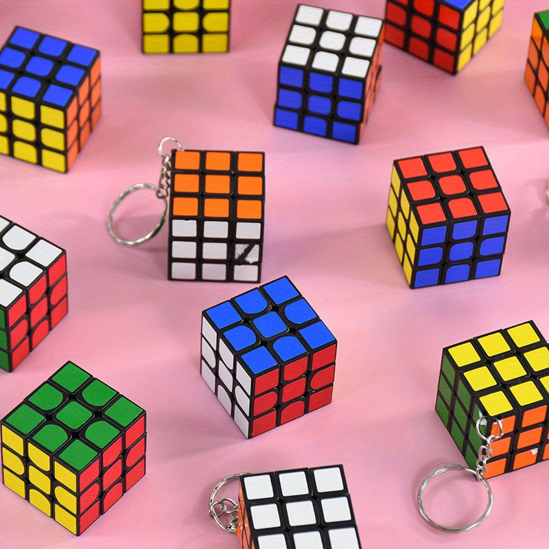 5pcs/Set Creative Mini Puzzle Cube Keychain 3X3Cm New Backpack And Key Pendant Promotional Gift Bag Accessories Wedding Birthday Party Guest Favorites Fashion Jewelry Decoration Gift, Halloween, Christmas