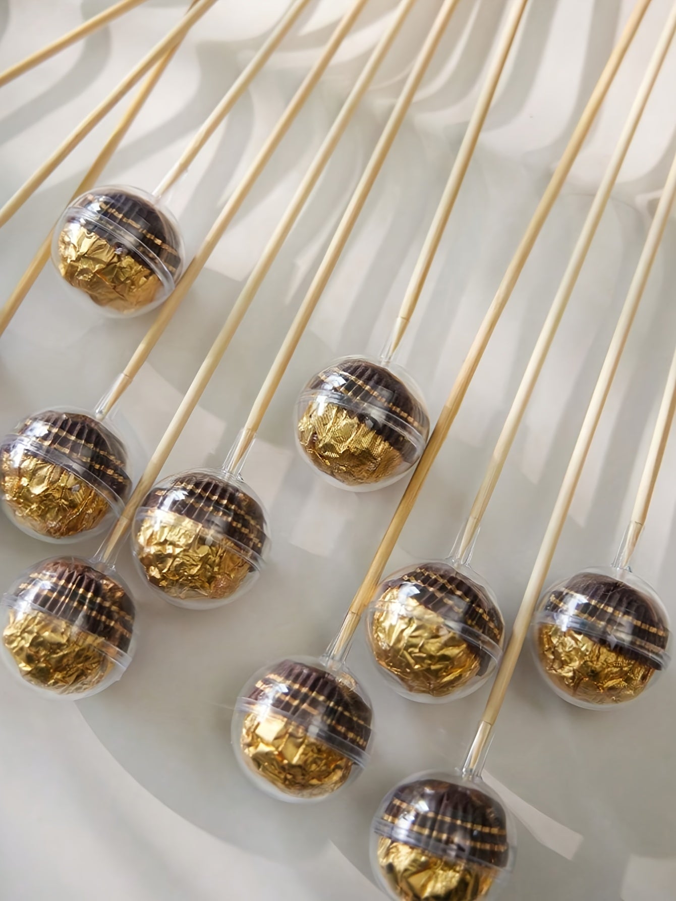 20pcs DIY Candy Chocolate Flower Stand Set, Ferrero Packaging with 10 Transparent Balls and 10 Bamboo Sticks, Suitable for Wedding Graduation Mother's Day Anniversary Party Valentine's Christmas Birthday Bouquet Material Pack