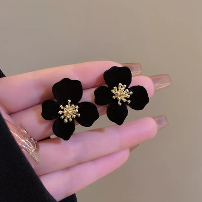 Vintage Red Rose Flower Stud Earrings For Women Exquisite Crystal Flocking Flower Statement Earring Bride Wedding Jewelry Gift