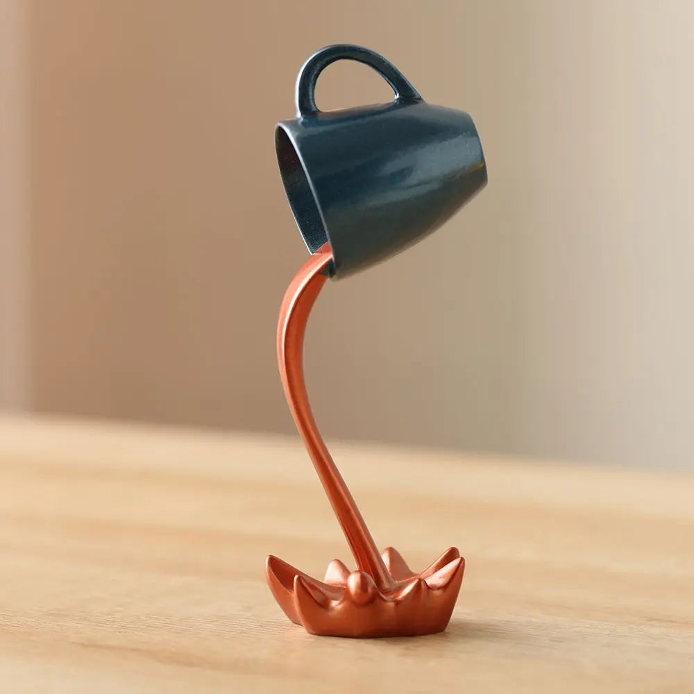 Creative Coffee Cup Design Gift For Coffee Lover Kitchen Decor Sculpture Floating Coffee Cup Pouring Liquid Coffee Mug
