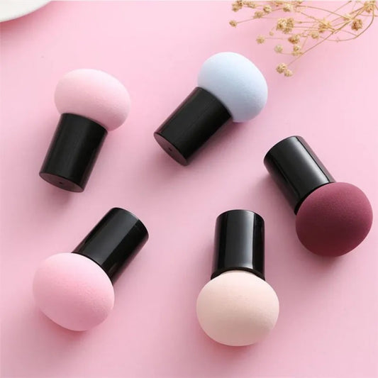 2pcs Handle Mushroom Makeup Sponge Portable Makeup Powder Puff Suitable for Wet and Dry Use Face Mushroom Head Makeup Sponge Foundation Makeup Sponge Powder Puff Beauty Tool Smooth Sponge