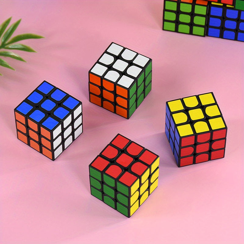 5pcs/Set Creative Mini Puzzle Cube Keychain 3X3Cm New Backpack And Key Pendant Promotional Gift Bag Accessories Wedding Birthday Party Guest Favorites Fashion Jewelry Decoration Gift, Halloween, Christmas