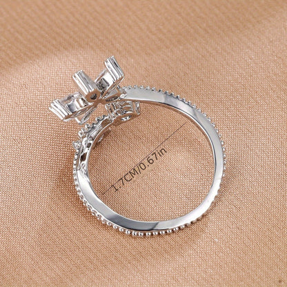 Floral-Shaped Ring Inlaid with AAA Zirconia Stones