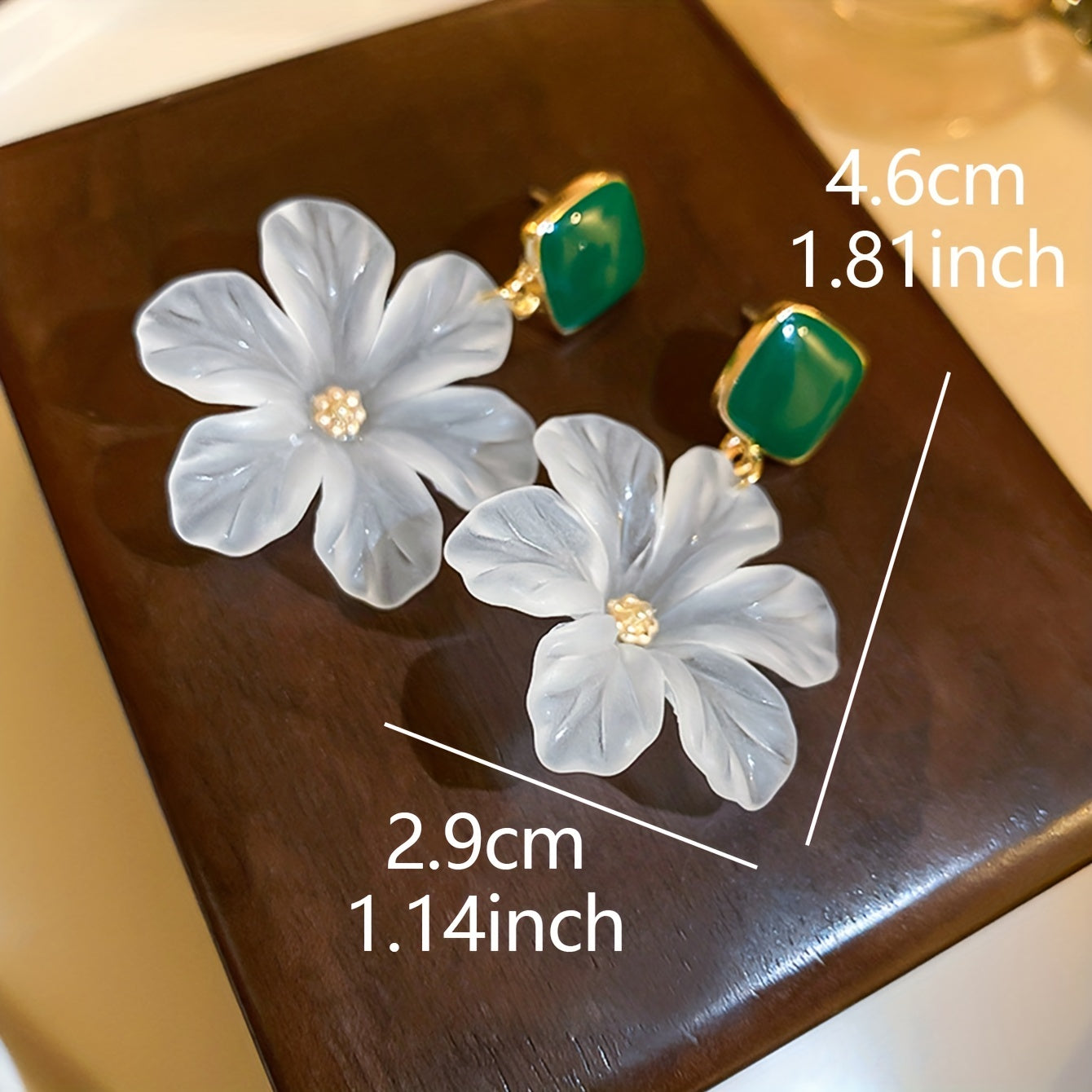 Chic Floral Dangle Earrings - Perfect for Beach Vacations & Casual Wear, Spring Collection