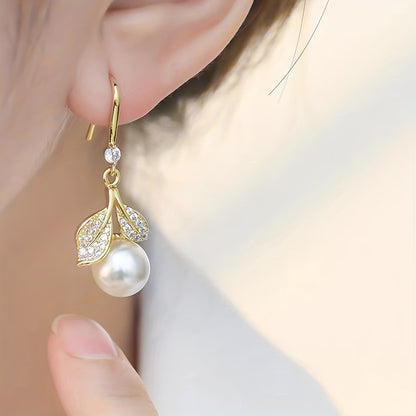 Vintage-Inspired Leaf & Faux Pearl Drop Earrings for Women - Zinc Alloy with Copper Posts, Perfect for Casual Attire