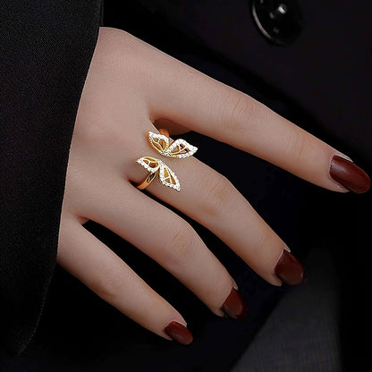 Luxurious Rhinestone Butterfly Ring
